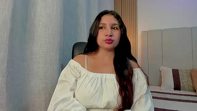 Victoria Rosee online show from 21, 4, 2026