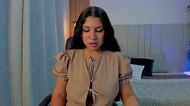 Victoria Rosee online show from 12, 6, 2026