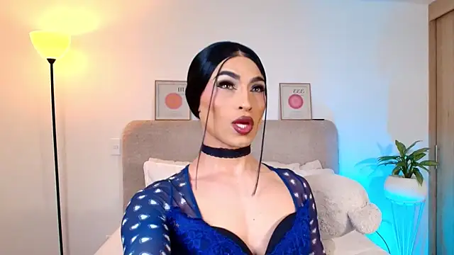 KarolPortellaa online show from 24, 4, 2026