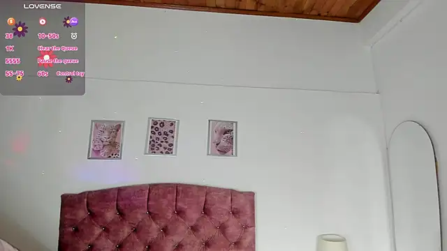 luna velveth online show from 13, 4, 2026