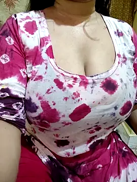 Snapshot of PARI51 chatting on 17, 5, 2026 PARI51 online show from 17, 5, 2026