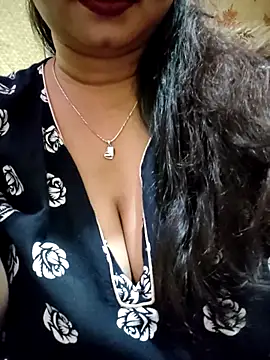 PARI51 online show from 21, 4, 2026