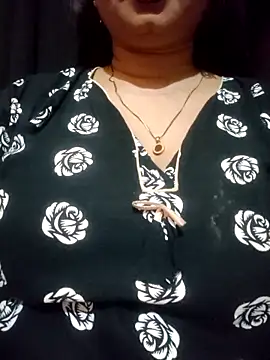 PARI51 online show from 5, 4, 2026