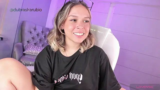 THALIA 13 online show from 22, 3, 2025