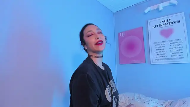 Cleo Foxx online show from 7, 2, 2026