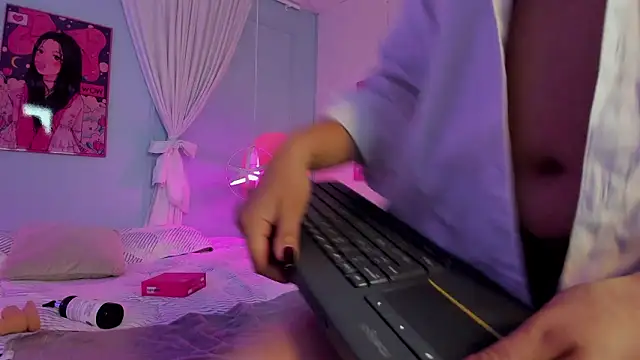 Cleo Foxx online show from 4, 2, 2026