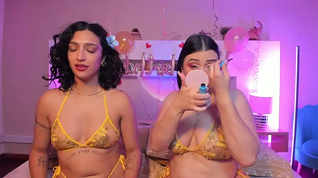 Cleo Foxx online show from 24, 4, 2026