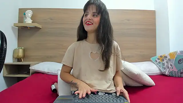 luz-miiaa online show from 23, 2, 2026