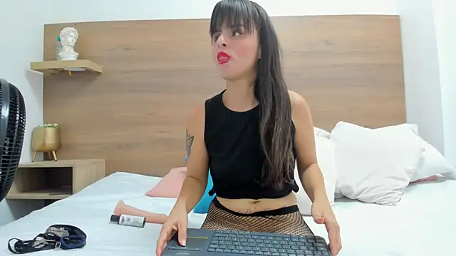 luz-miiaa online show from 7, 2, 2026