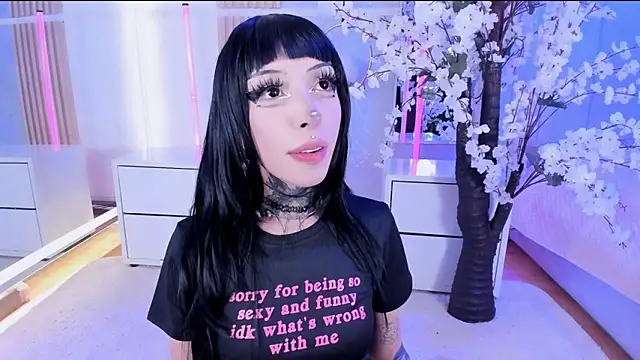 SalemBlackrose online show from 19, 4, 2026