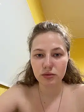 AsynaYuuki online show from 18, 6, 2026
