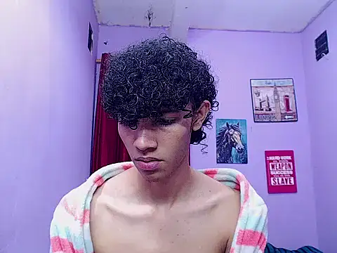 bigcock twinks online show from 21, 2, 2026