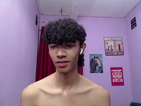 bigcock twinks online show from 19, 3, 2026