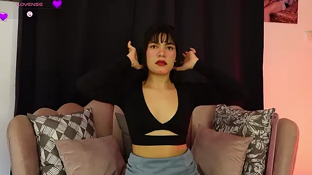 dakotacollins  online show from 2, 2, 2026