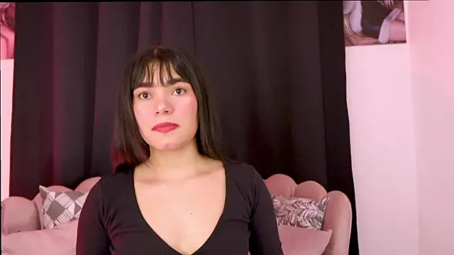 Snapshot of dakotacollins_ chatting on 8, 5, 2026 dakotacollins online show from 8, 5, 2026
