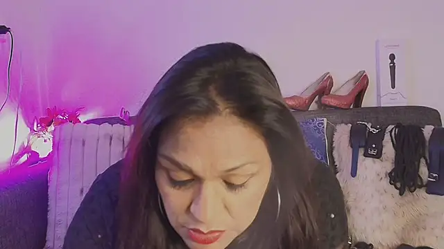 Angela mature49 online show from 8, 4, 2026