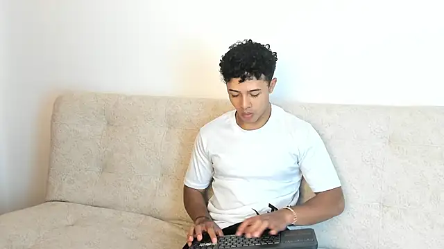  Alex Colton online show from 13, 2, 2026