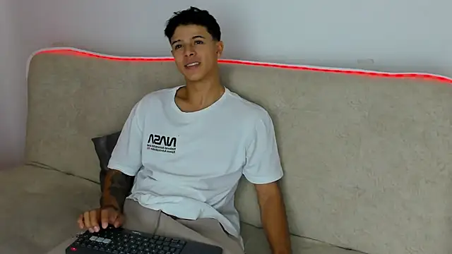 Alex Colton online show from 6, 7, 2026