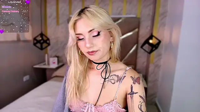 Mariluu  online show from 17, 4, 2026