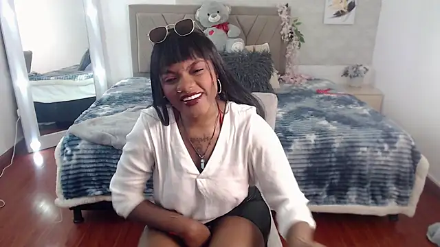 ebony boobs020 online show from 4, 4, 2026