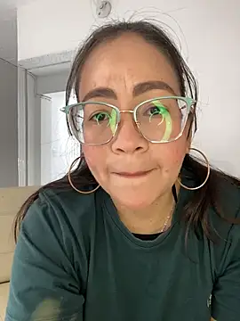 alisbloom online show from 9, 2, 2026