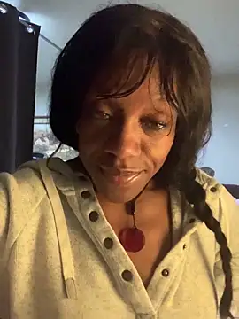 NatalieGainer goodies online show from 13, 4, 2026