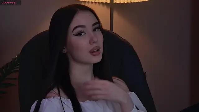 Snapshot of ArianaLim chatting on 3, 5, 2026 ArianaLim online show from 3, 5, 2026