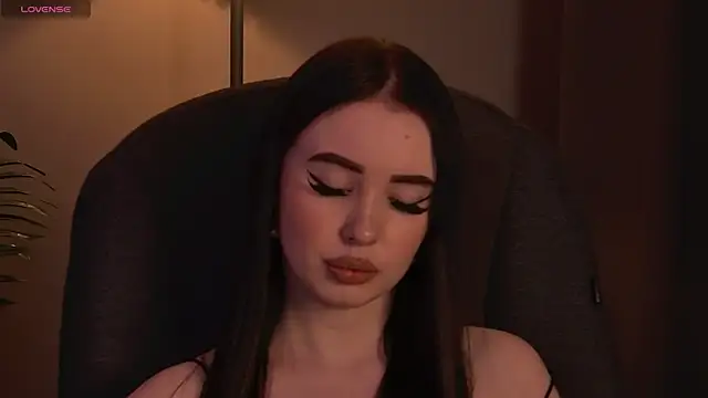 ArianaLim online show from 15, 4, 2026