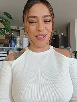 foxxy lover online show from 17, 7, 2026