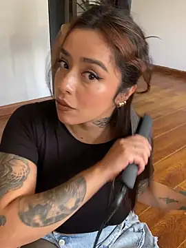foxxy lover online show from 18, 4, 2026