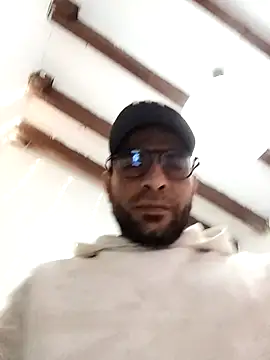 yoahotpetrafiery online show from 14, 2, 2026