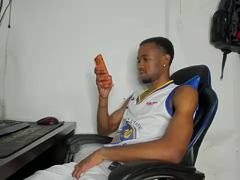 Snapshot of Kofi_exotic_2 chatting on 15, 5, 2026 Kofi exotic 2 online show from 15, 5, 2026