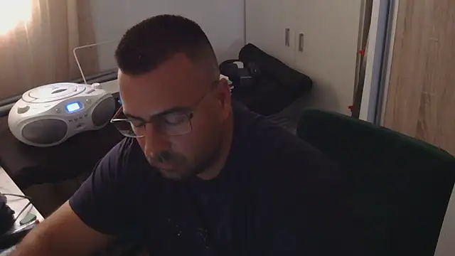 Snapshot of VanillaTime78-Jorge chatting on 6, 7, 2026 VanillaTime78-Jorge online show from 6, 7, 2026
