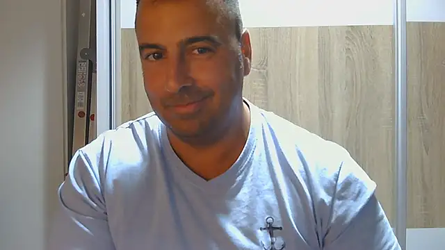 Snapshot of VanillaTime78-Jorge chatting on 9, 8, 2026 VanillaTime78-Jorge online show from 9, 8, 2026