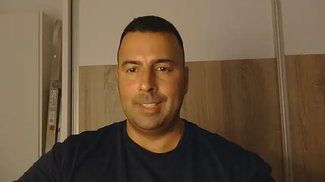 Snapshot of VanillaTime78-Jorge chatting on 5, 8, 2026 VanillaTime78-Jorge online show from 5, 8, 2026