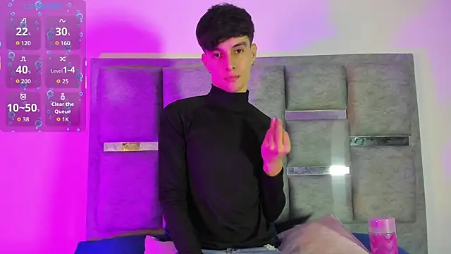 Snapshot of axxxel_twink chatting on 4, 5, 2026 axxxel twink online show from 4, 5, 2026