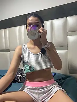 Snapshot of EvaMiranda chatting on 24, 7, 2026 EvaMiranda online show from 24, 7, 2026