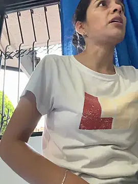 EvaMiranda online show from 20, 4, 2026