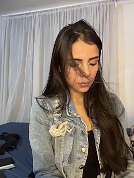 EvaMiranda online show from 2, 2, 2026