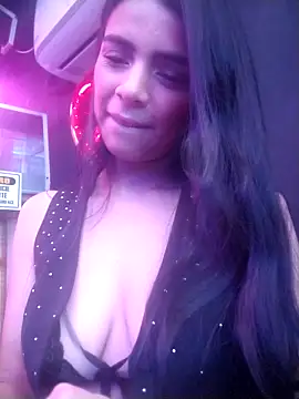 EvaMiranda online show from 13, 4, 2026