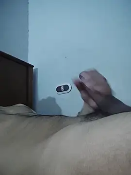 amirMohamed58 online show from 17, 2, 2026