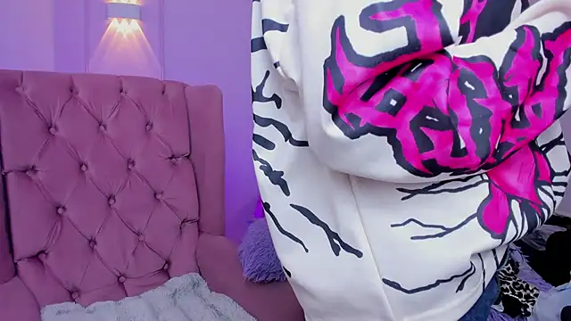 Emily bruss online show from 13, 3, 2026