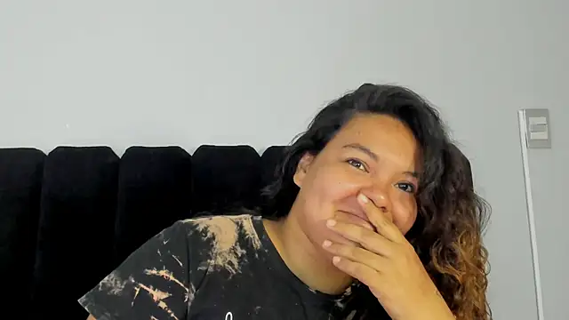 Amaranoir- online show from 1, 4, 2026