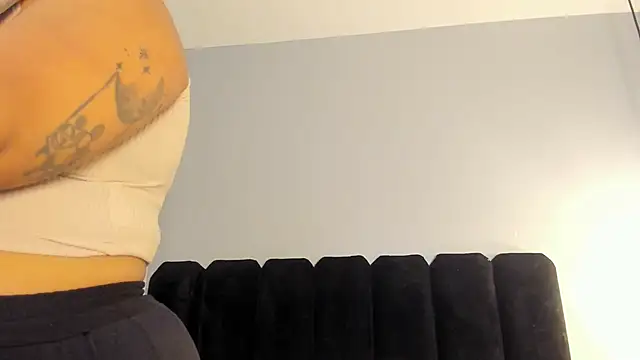 Amaranoir- online show from 1, 2, 2026