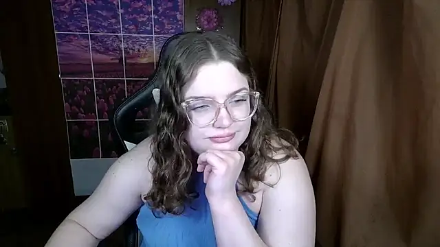 Snapshot of Teasing_Dora chatting on 13, 5, 2026 Teasing Dora online show from 13, 5, 2026