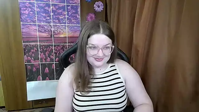 Snapshot of Teasing_Dora chatting on 29, 4, 2026 Teasing Dora online show from 29, 4, 2026