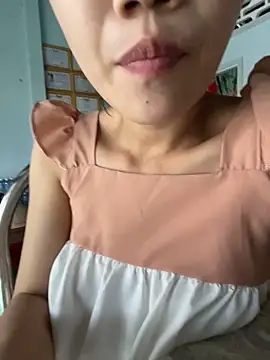 BabyElly22 online show from 14, 2, 2026