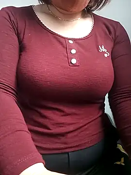 Ladyly99 online show from 5, 3, 2026