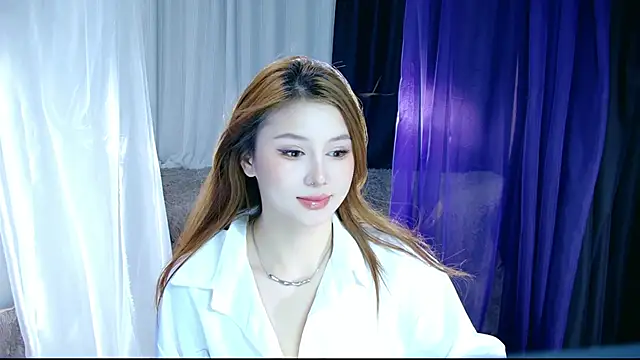 Yunny-888 online show from 13, 2, 2026