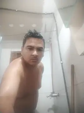 Sergiowooo online show from 4, 3, 2026